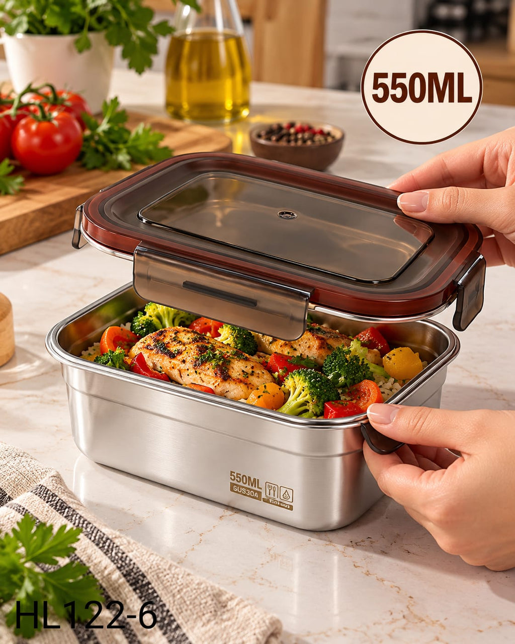 Stainless steel 304 food container 550ml in use HL122-6