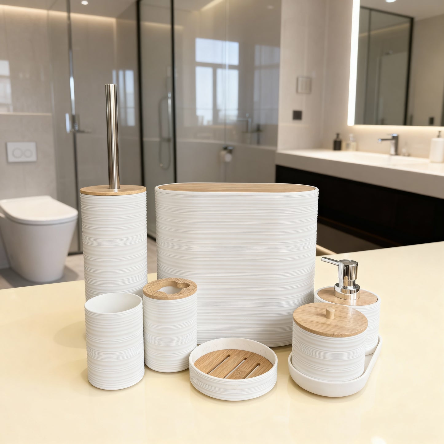 Ensemble d'accessoires de salle de bain avec couvercles en bambou – 8 pièces