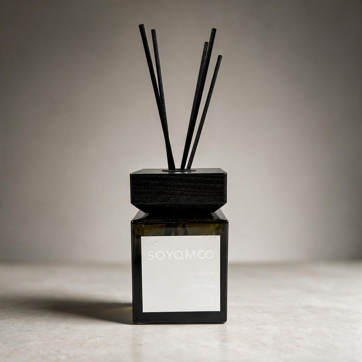 موزع أعواد عطري مسك الروم الليلي – 200 مل